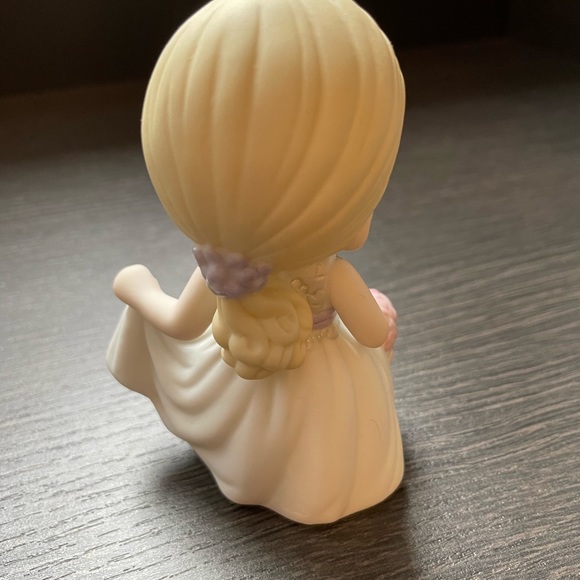 Precious moments - Picture 3 of 4